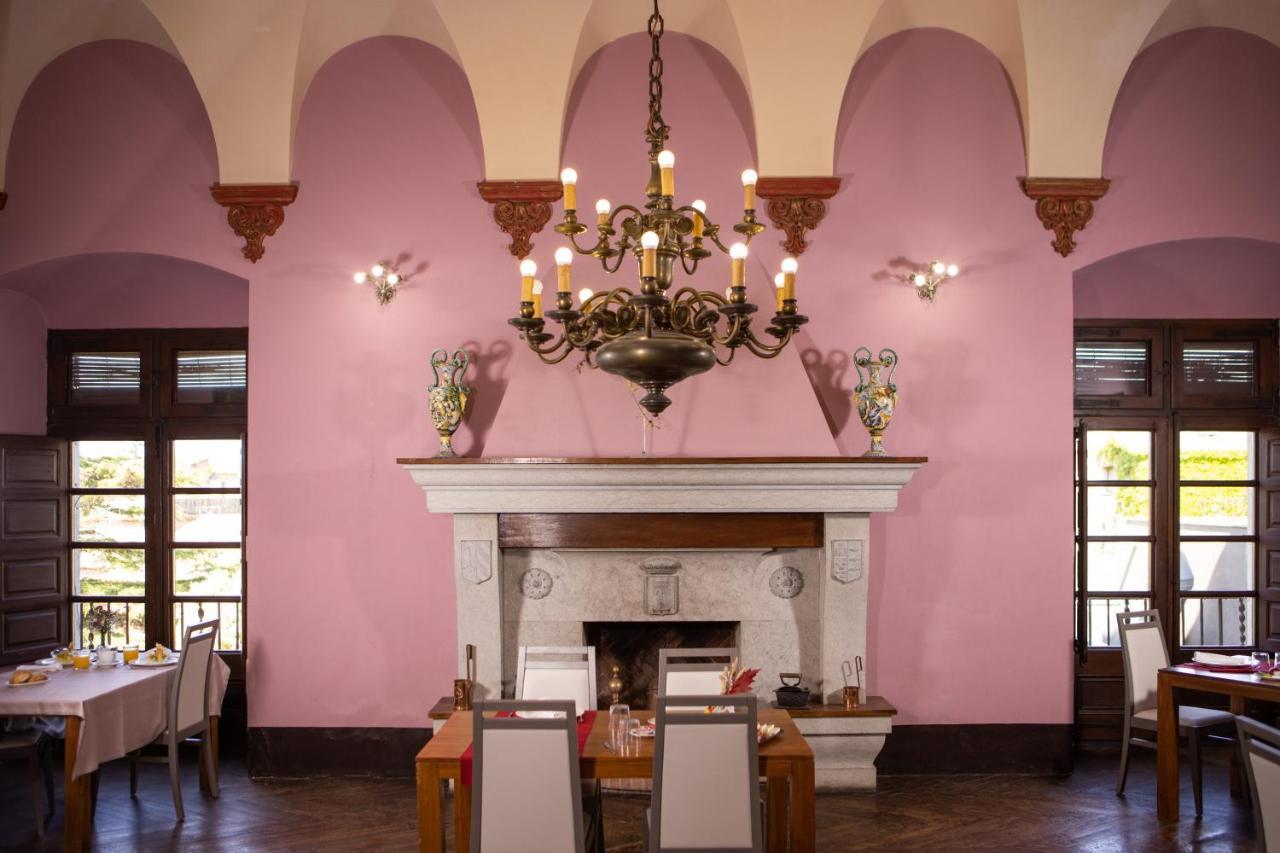 Rvhotels Palau Lo Mirador Torroella de Montgrí المظهر الخارجي الصورة