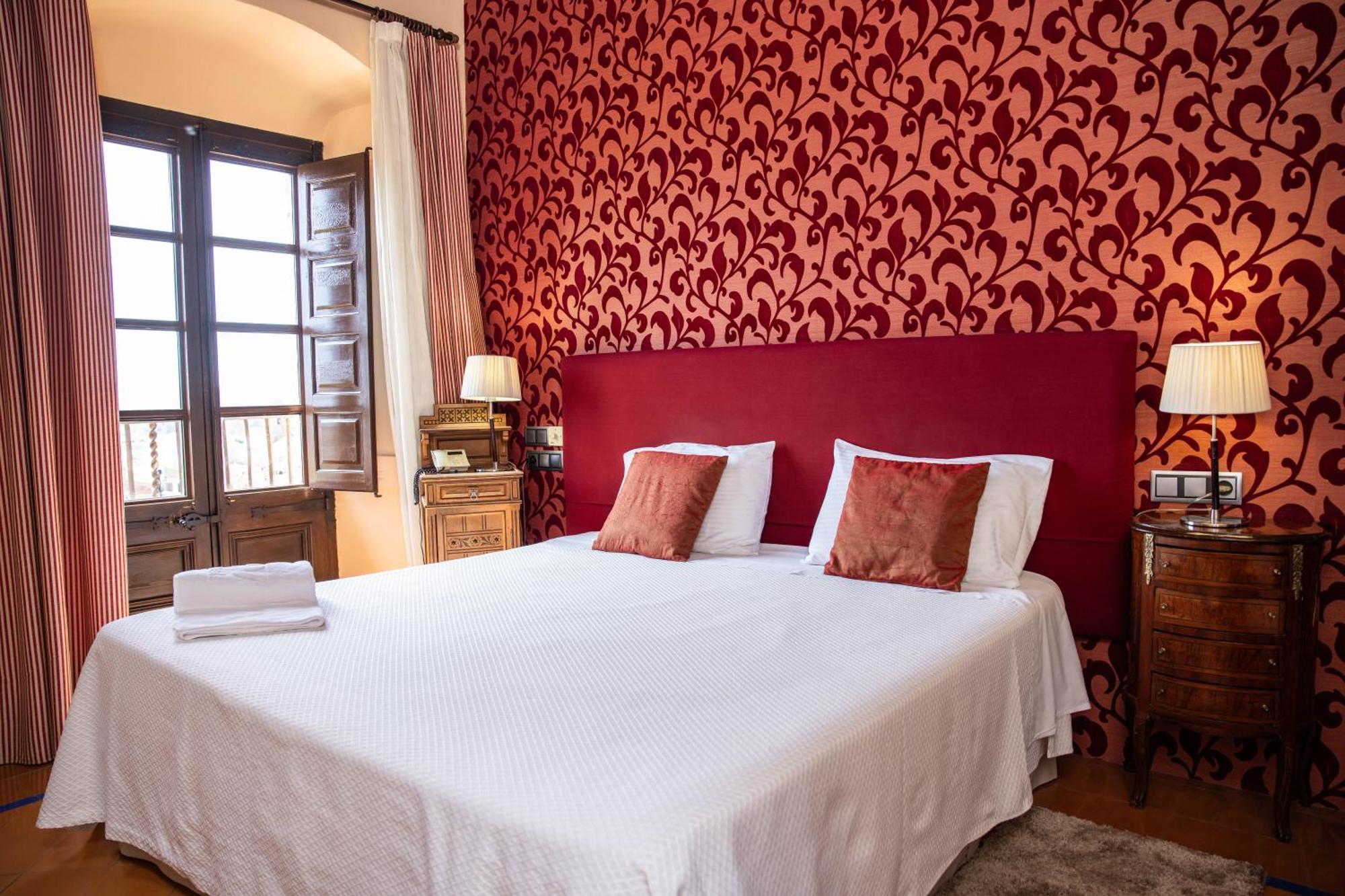 Rvhotels Palau Lo Mirador Torroella de Montgrí المظهر الخارجي الصورة