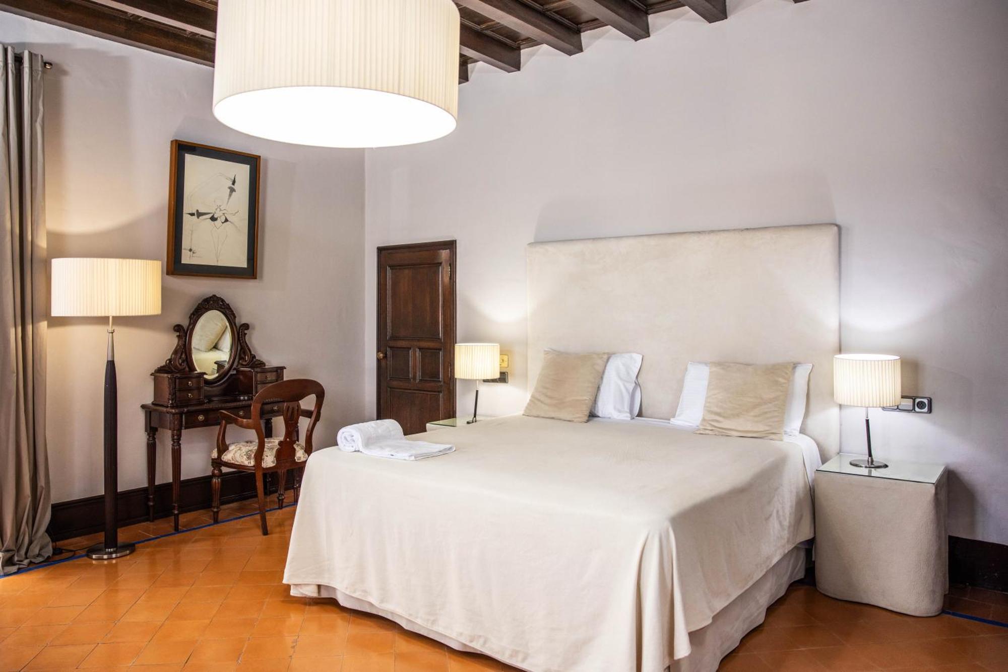Rvhotels Palau Lo Mirador Torroella de Montgrí المظهر الخارجي الصورة